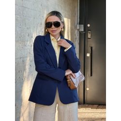 Julia Rodrigues | Blazer Alongado com Martingarle