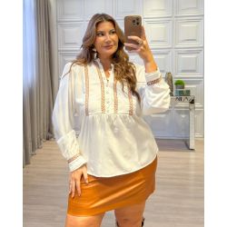 Bella Curves | Bata Angela Branco