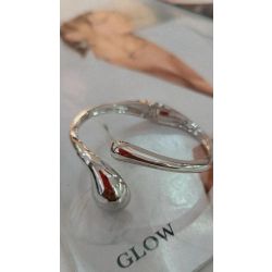 Glow | Bracelete Prata Levemente Curvadinha