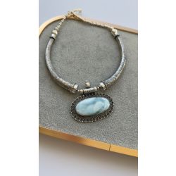 Jaqueline Bueno | Colar Bali com pedra oval