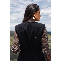 Luxo | Colete Over com Cinto Beatriz Preto