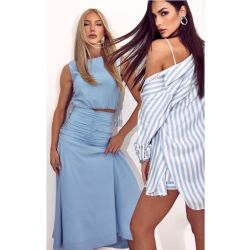 Lily Belle | Conjunto em Viscose Acetinado Listrada
