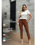 Julia Rodrigues | Calça Sarja Color Canela 