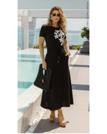 Cora Canela | T-shirt Viscolycra Preto com Renda