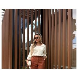 Julia Rodrigues - Blusa Bordada 7/8